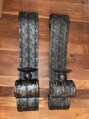 Decorative Fleur-de-Lis Iron Wall Sconces - Rustic Bronze